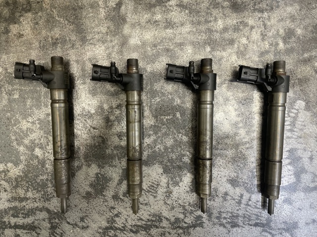 Топливные форсунки 9659229180 LAND ROVER