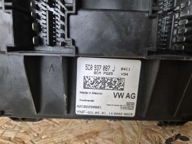 Блок комфорта 5C0937087J VAG