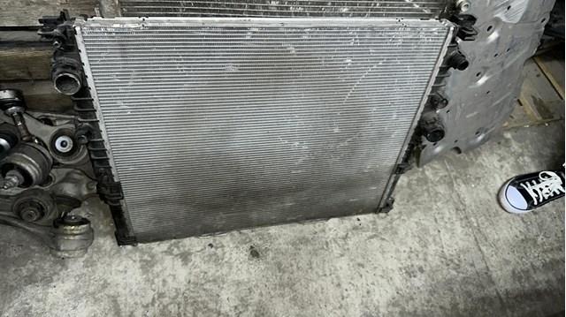 Радиатор водяной 17118632404 BMW