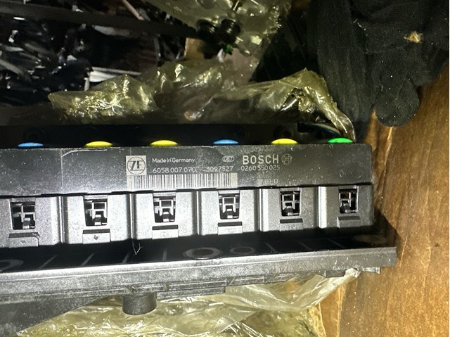 Коробка автомат 24009894681 BMW