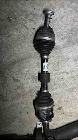 Привод в сборе левый 31608661685 BMW
