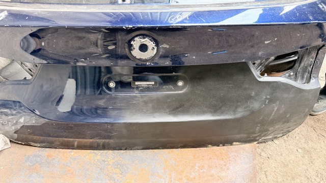Дверь 5 41007494942 BMW