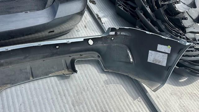 Бампер задний 51127242321 BMW