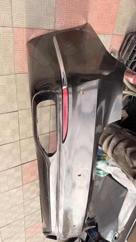 Задний бампер 51128064760 BMW