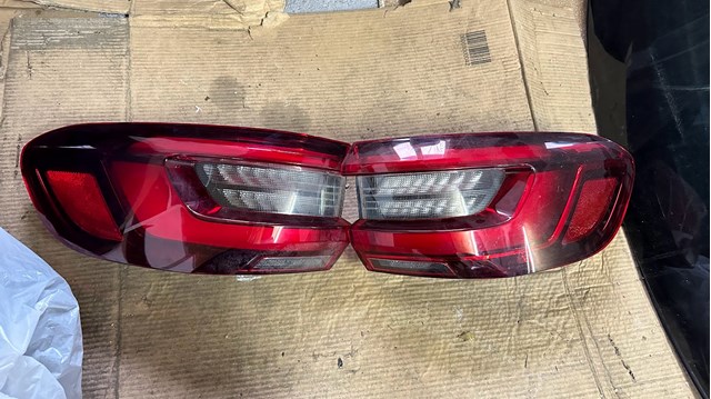 Фара задняя правая внешняя 63219448070 BMW