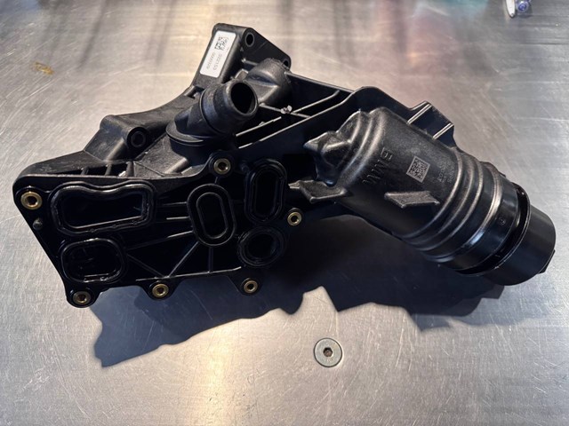 11428583895 BMW Корпус масляного фильтра купить в Тернополь