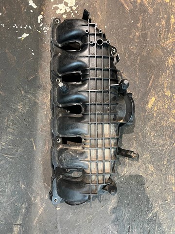 11617576911 BMW Коллектор впускной купить в Житомир