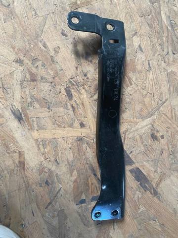 51117368479 Распорка передних стоек подвески левая купить Ровно