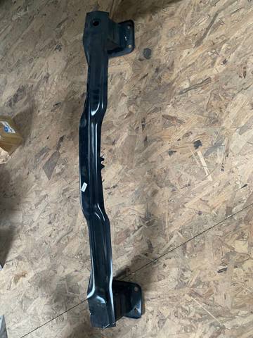 Шина бампера заднего 51127441145 BMW