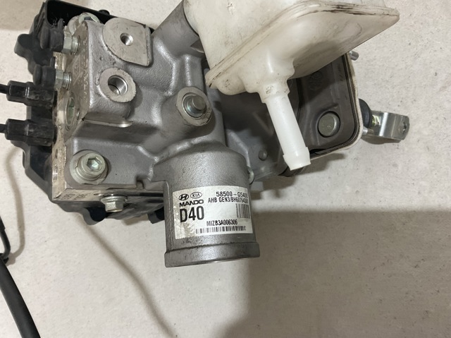58500G5400 HYUNDAI Блок АБС купить в Винница