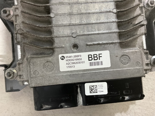 954412BBF0 HYUNDAI купить в Украина