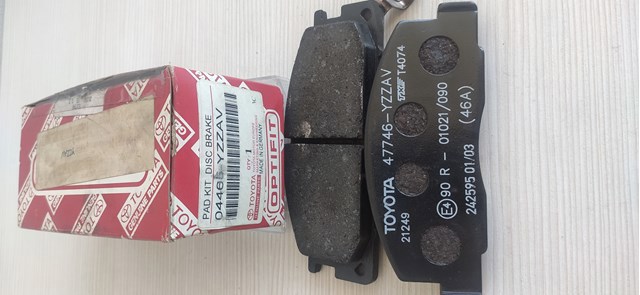 TOYOTA 04465YZZAV Передние тормозные колодки в наличии Тернополь