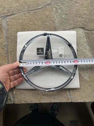 A000817211664 MERCEDES Эмблема решетки радиатора купить в Кривой Рог