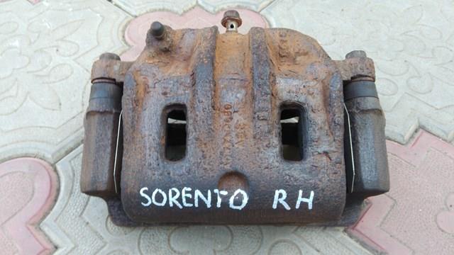 Sorento jc суппорт тормозной передний правый 581303E100
