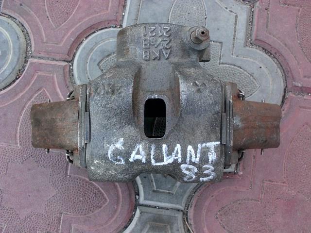 Gallant 4 правий супорт MB366961 