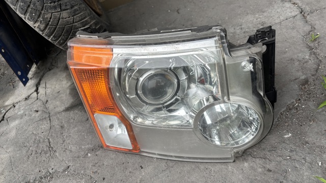 Основная фара - вставка XBC500402 LAND ROVER