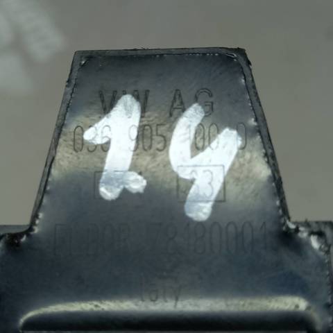 VAG 036905100D Катушка зажигания в наличии Чернигов