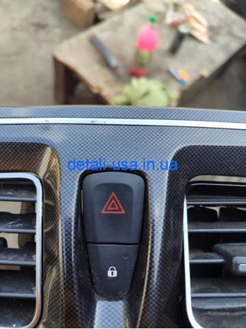 252100502R RENAULT Кнопка включения аварийного сигнала купить в Ровно
