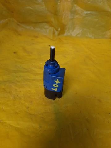 253256730R RENAULT Датчик включения сцепления  купить в Каменское