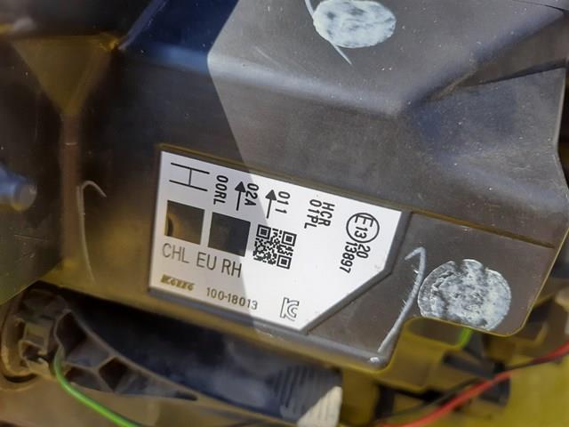 NISSAN 260104EH0A Правая фара в наличии Черновцы