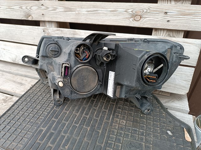 RENAULT 260105559R Фара правая в наличии Украина