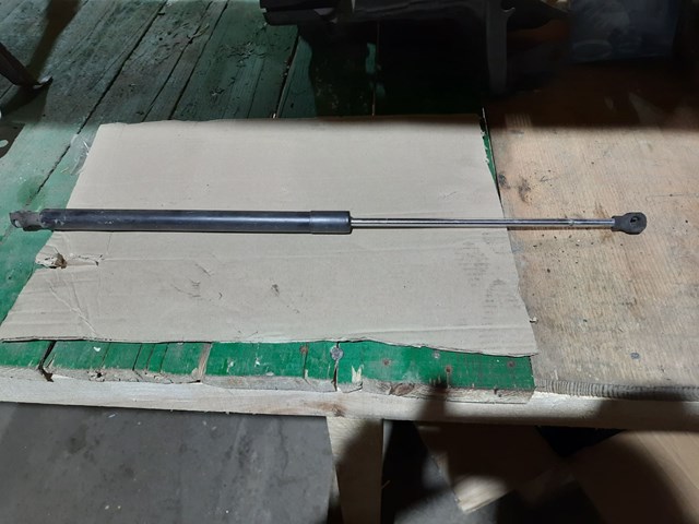 654713274R Амортизатор капота купить Черкассы