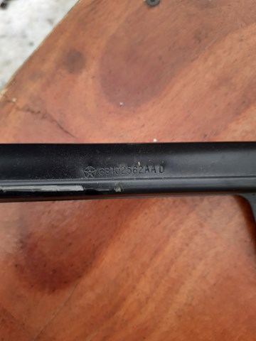 Накладка двери передней правой вертикальная 68102562AA CHRYSLER