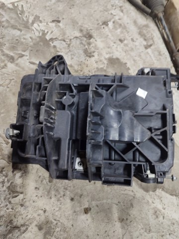CHRYSLER 68186053AC Крепление (подставка) аккумулятора (АКБ) в наличии Черновцы