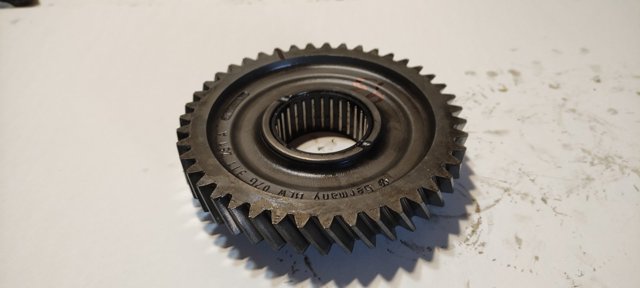 VAG 02F311217D Шестерня задней передачи в наличии Украина