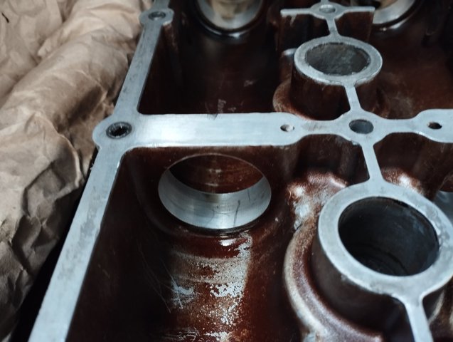 03C103475AK VAG Крышка клапанная купить в Черновцы