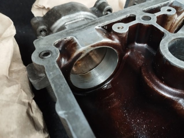 03C103475AK Клапанная крышка купить Николаев