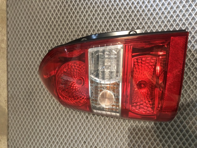 Задний левый стоп 924012E0 HYUNDAI