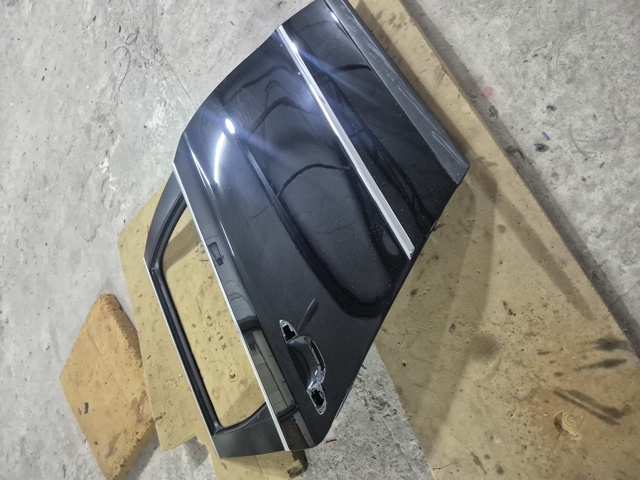 VAG 3C9833056D Дверь задняя правая в наличии Павлоград