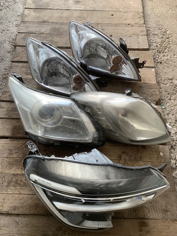MN126722 MITSUBISHI Фара правая купить в Львов
