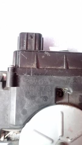 Мотор стеклоподъемника двери задней левой 6 pin MR573887