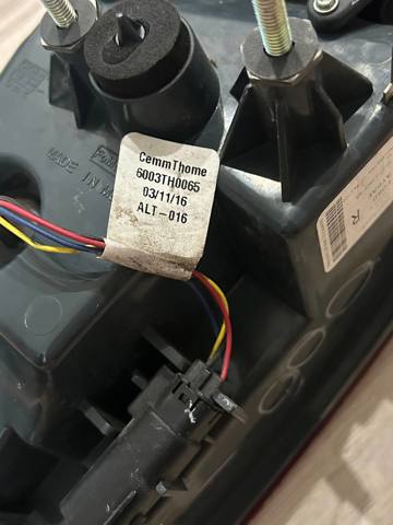 HS7Z13404J Фонарь задний правый внешний купить Павлоград