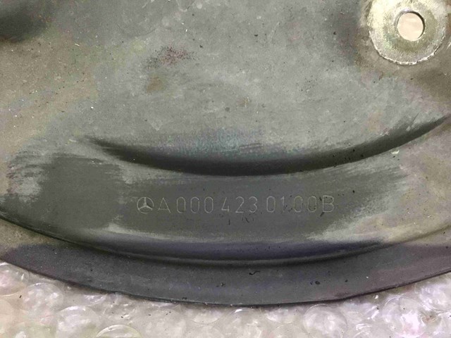 MERCEDES A0004230100 Защита тормозного диска заднего в наличии Днепр