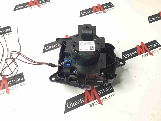 Блок кнопок центральной консоли A1669059802 MERCEDES