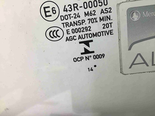 A2127250810 MERCEDES Стекло двери передней правой купить в Винница