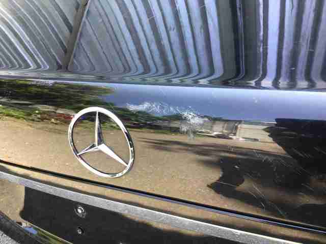 Крышка багажника A2207500675 MERCEDES