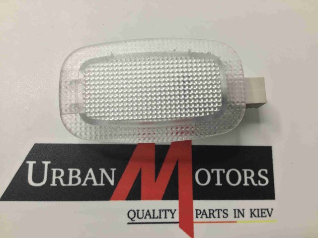 Плафон освещения кабины A2218200401 MERCEDES