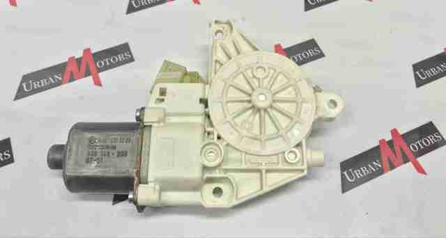 Мотор стеклоподъемника двери задней, правой A2518200208 MERCEDES