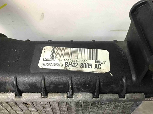 Радиатор основной основной радиатор 4.4 дизель, оригинал bh428005ac LR022741