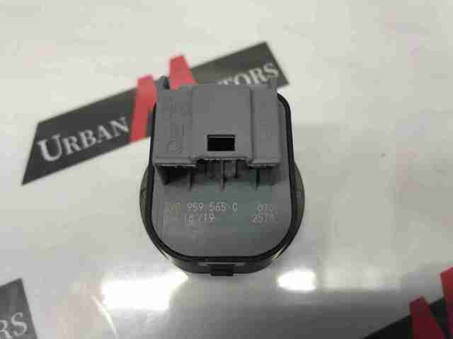 VAG 3V0959565C Регулятор зеркал в наличии Черкассы
