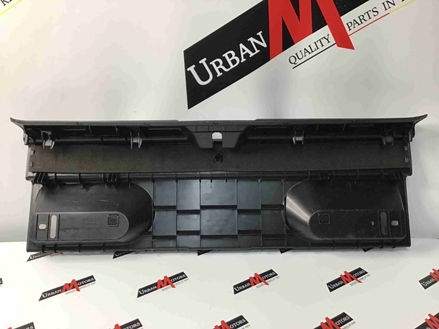 Накладка перегородки 51477298591 BMW