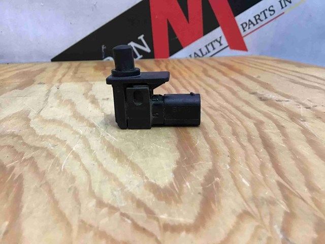 Переключатель управления люком 61319119052 LAND ROVER