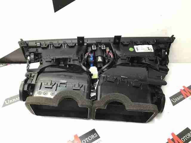 Решетка воздуховода 64229115859 BMW