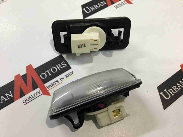 Фонарь освещения номерного знака 84912FG110 TOYOTA