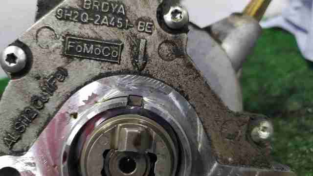 9H2Q2A451BE LAND ROVER Вакуумный насос купить в Ирпень