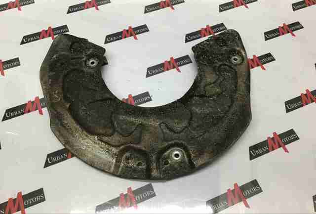 Кожух тормозного диска переднего A0004213520 MERCEDES